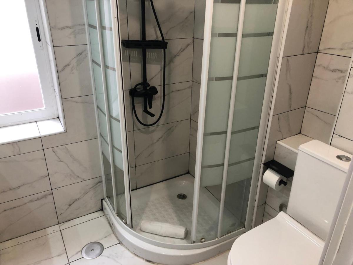 Avda Plaza De Toros, Apartamento Dos Dormitorios Junto A Metro Vistalegre Madrid Esterno foto